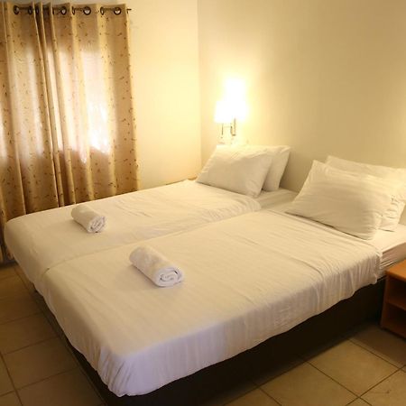 Eilot Kibbutz Country Lodging 엘라트 객실 사진