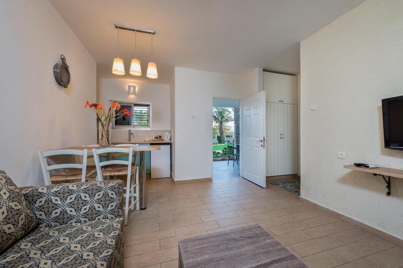 Eilot Kibbutz Country Lodging 엘라트 외부 사진