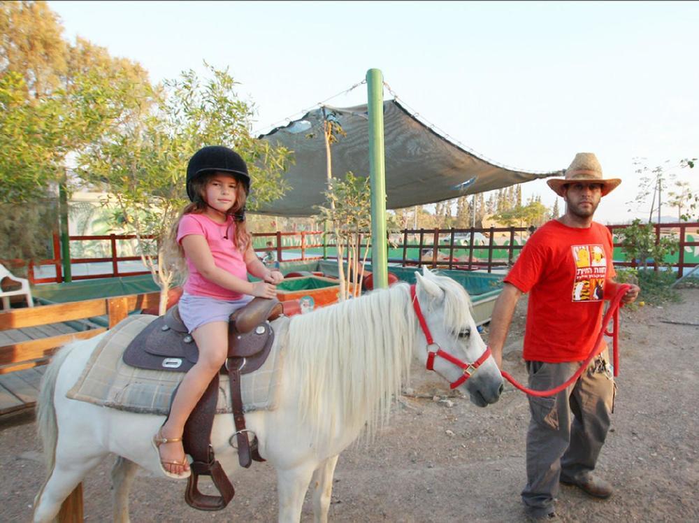 Eilot Kibbutz Country Lodging 엘라트 외부 사진