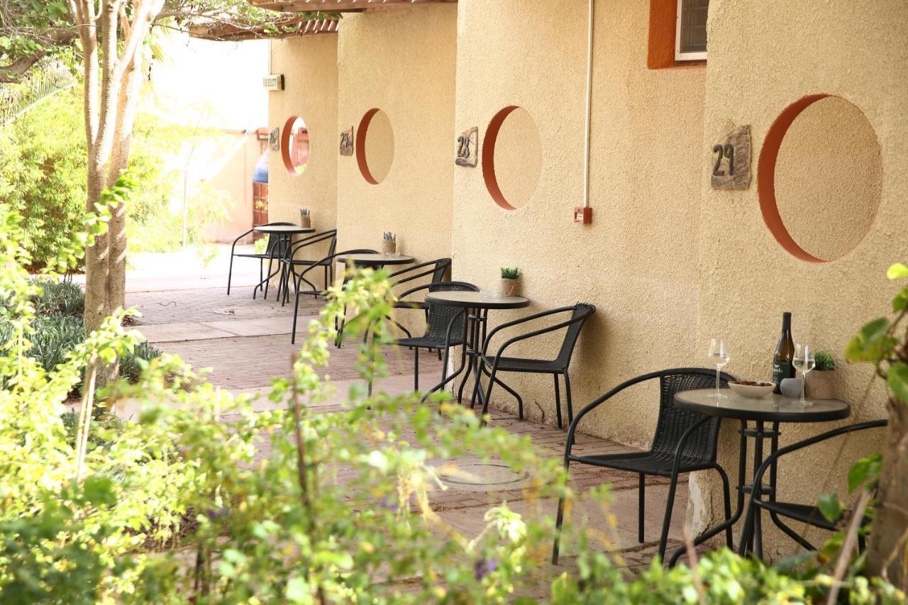 Eilot Kibbutz Country Lodging 엘라트 외부 사진