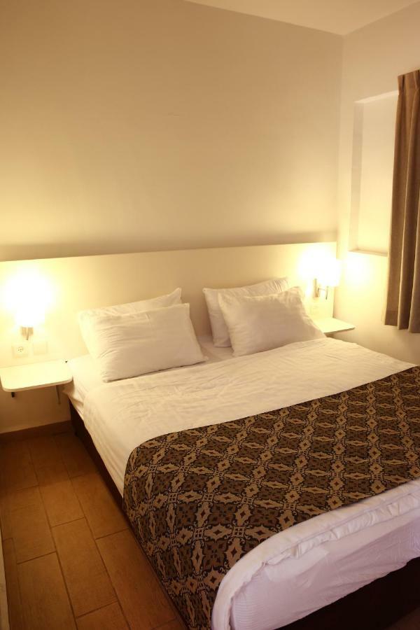 Eilot Kibbutz Country Lodging 엘라트 외부 사진