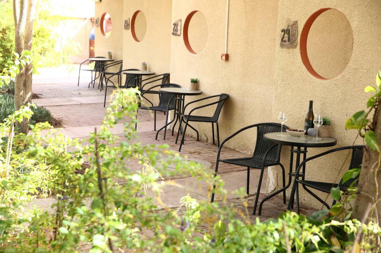 Eilot Kibbutz Country Lodging 엘라트 외부 사진